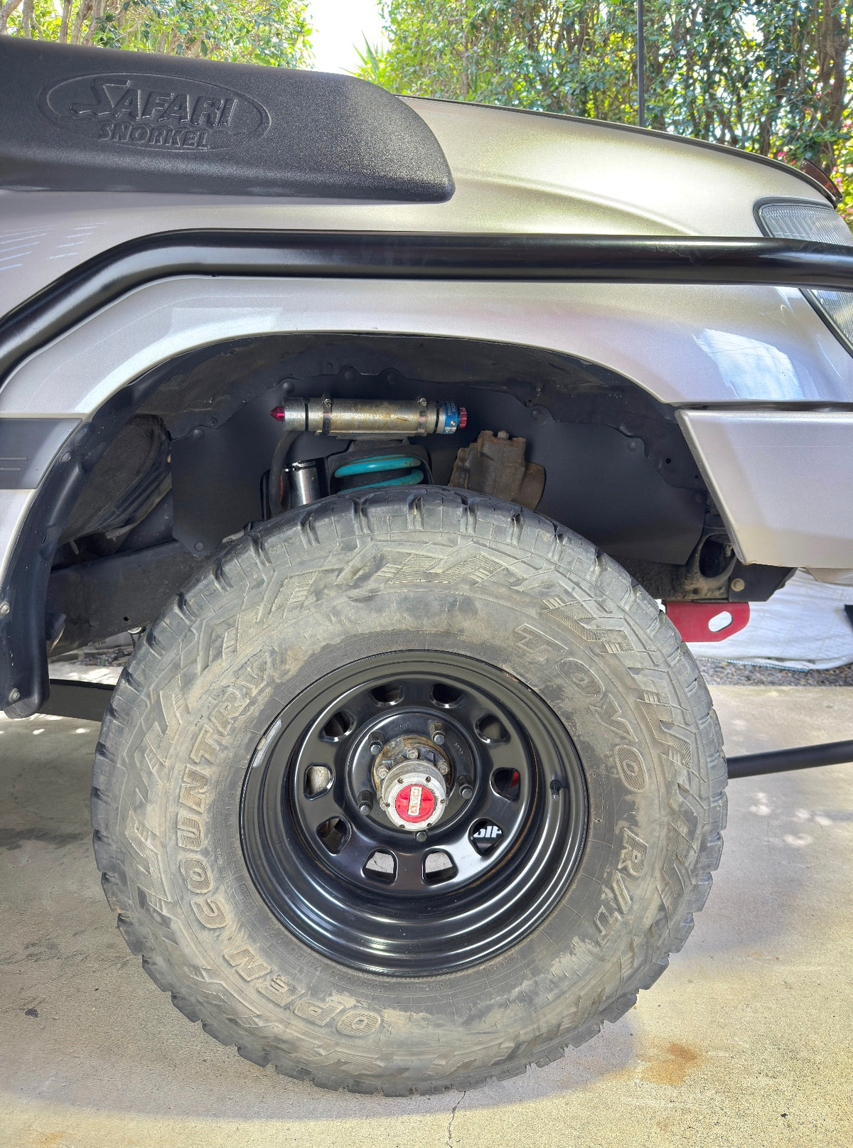 Toyota 105 Series LandCruiser Heavy Duty Inner Guards | Pair