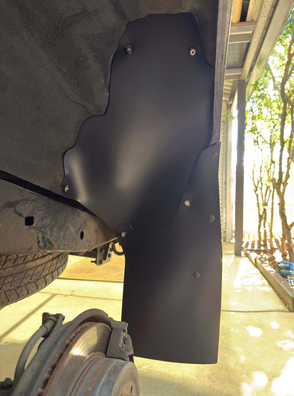 HDPE Rear Wheel Arch Guard 150/120 Prado