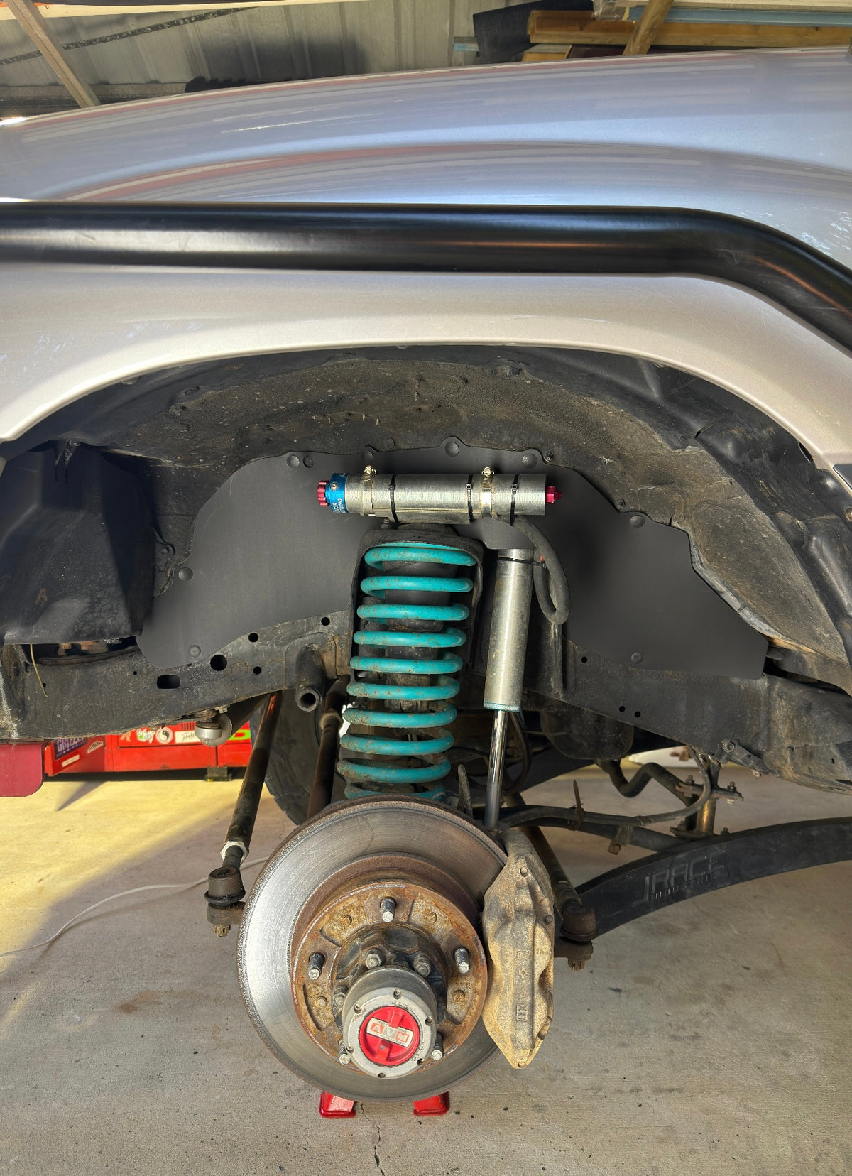 Toyota 105 Series LandCruiser Heavy Duty Inner Guards | Pair