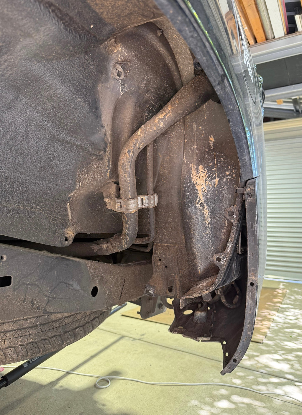 HDPE Rear Wheel Arch Guard 150/120 Prado