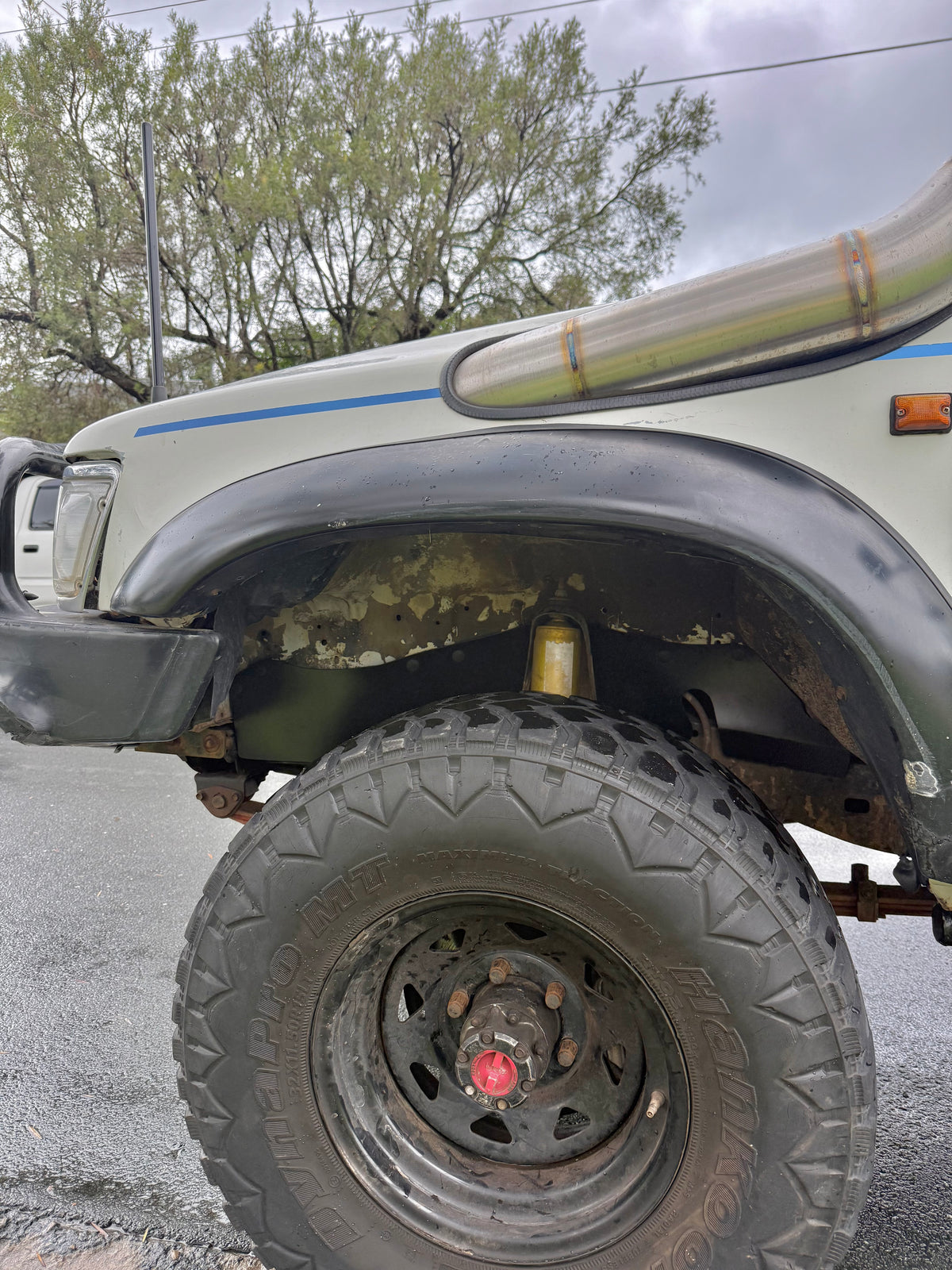 Toyota N50 (LN106) Hilux Heavy Duty Inner Guards | Pair